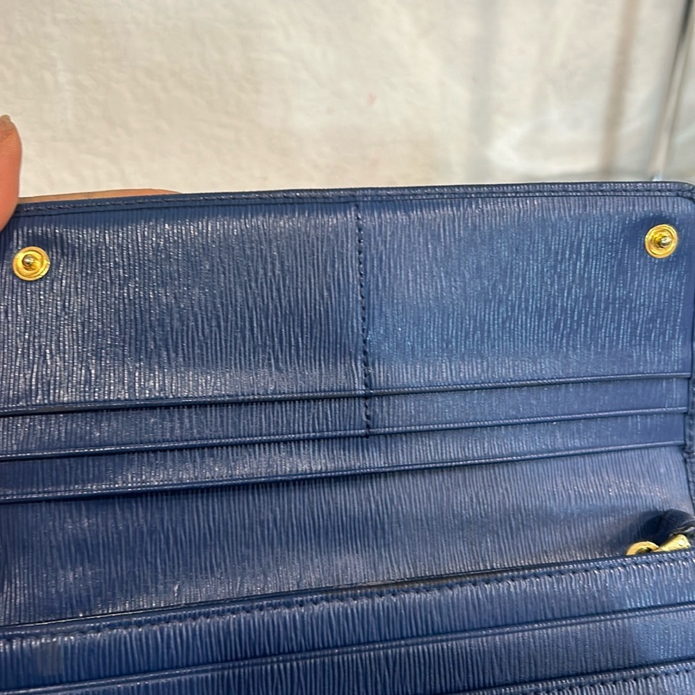 Authentic PRADA MILANO blue long wallet with COA - Picture 14 of 17